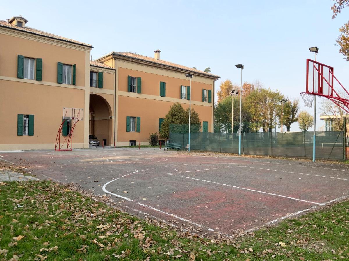 Maison Pallavicini - Bologna, Bologna